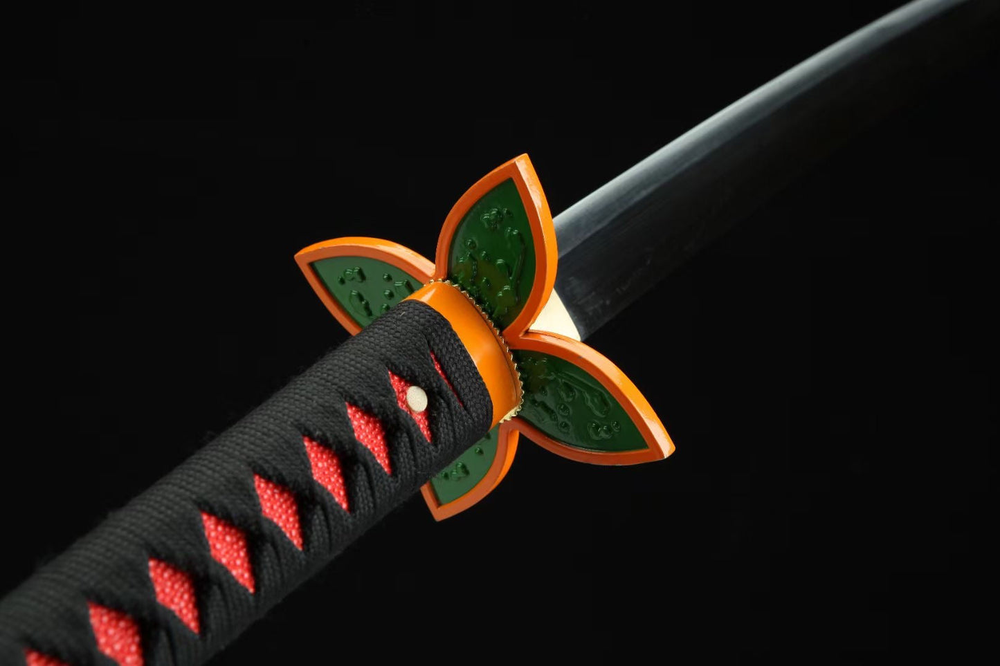 Tsuba-katana-Shinobu-Kocho